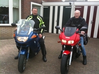 Michael en jan op de motor